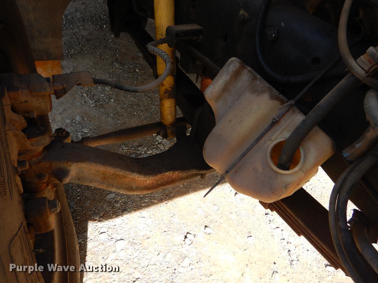 image for item ER9452 1988 Chevrolet school bus