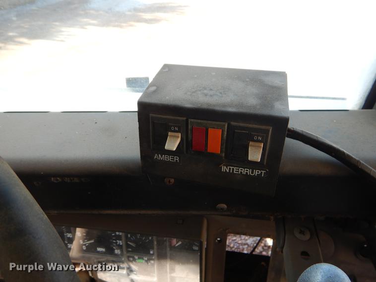 image for item ER9453 1992 International 3800 school bus