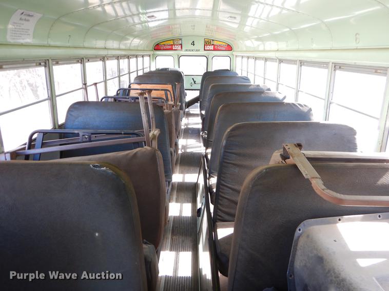 image for item ER9453 1992 International 3800 school bus