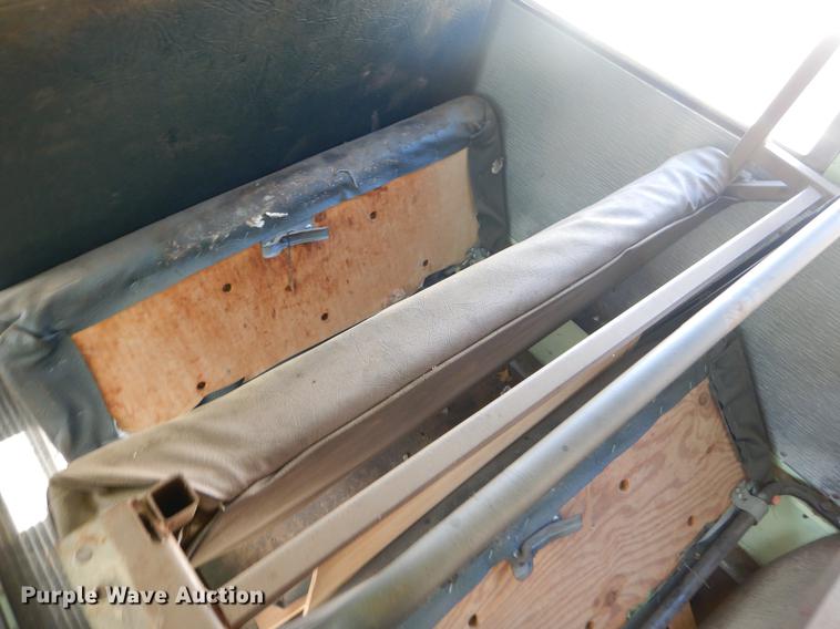 image for item ER9453 1992 International 3800 school bus