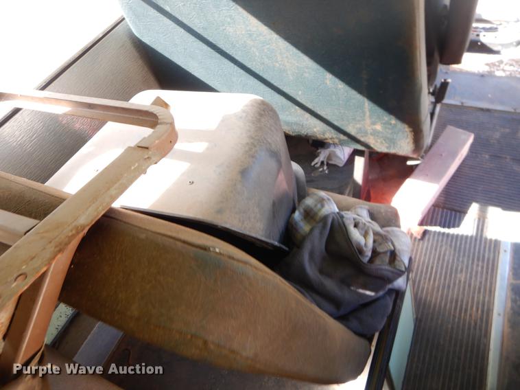 image for item ER9453 1992 International 3800 school bus