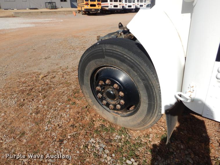 image for item ER9453 1992 International 3800 school bus