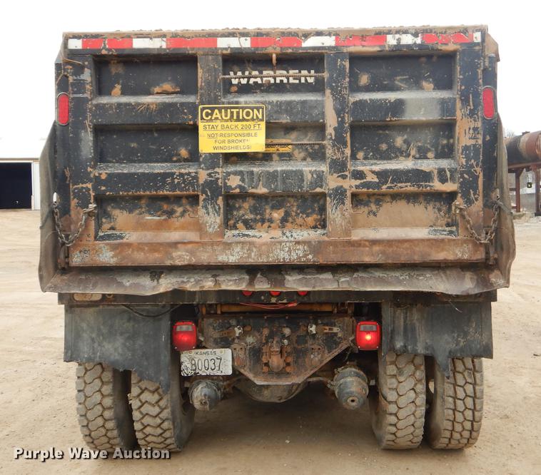 image for item ER9458 1998 Ford LNT8000 dump truck