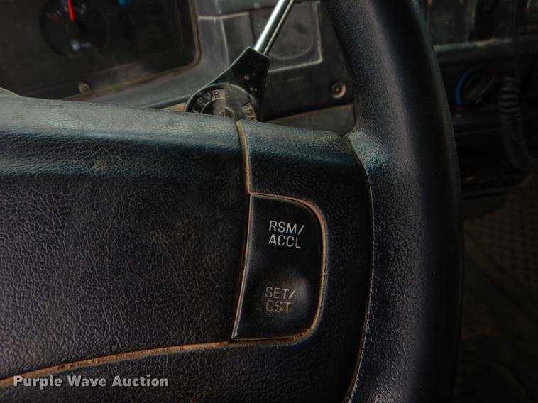 image for item ER9458 1998 Ford LNT8000 dump truck