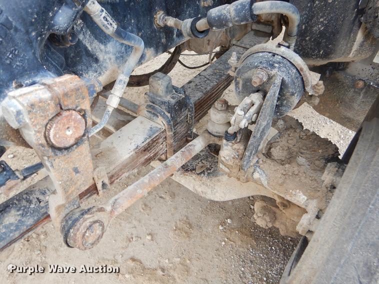 image for item ER9458 1998 Ford LNT8000 dump truck