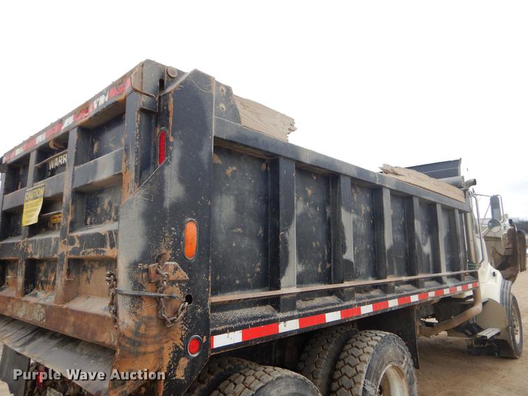 image for item ER9458 1998 Ford LNT8000 dump truck