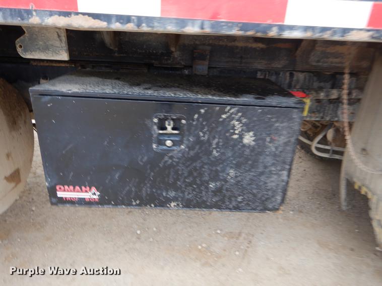 image for item ER9458 1998 Ford LNT8000 dump truck