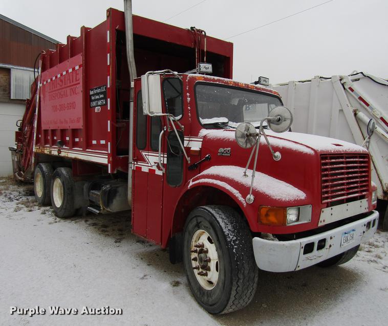 image for item EU9570 2001 International 4900 refuse truck