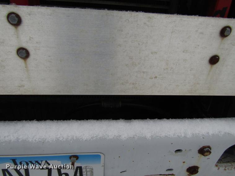 image for item EU9570 2001 International 4900 refuse truck