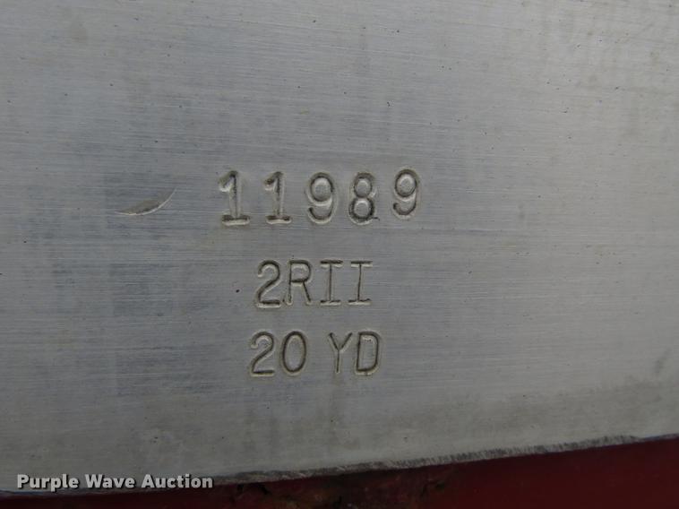 image for item EU9570 2001 International 4900 refuse truck