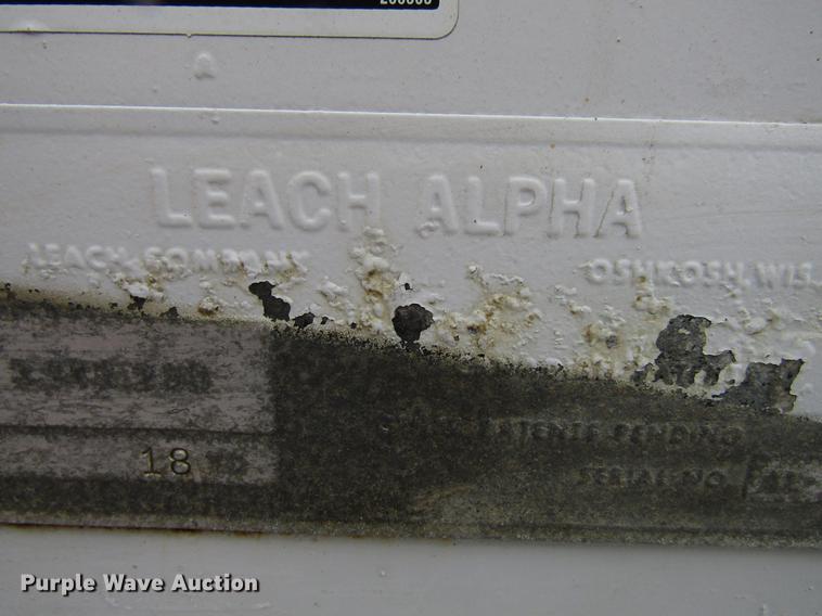 image for item EU9571 1993 International 4900 refuse truck