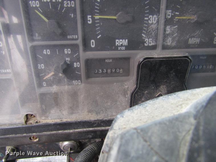 image for item EU9571 1993 International 4900 refuse truck