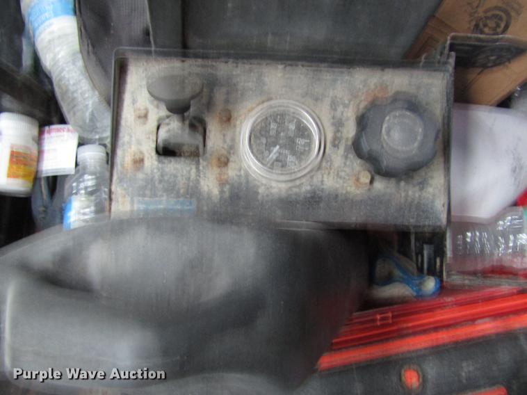 image for item EU9571 1993 International 4900 refuse truck