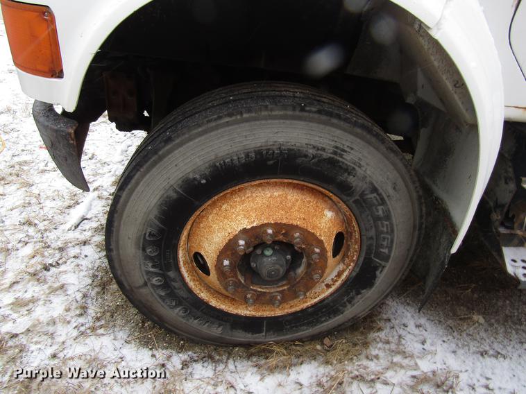 image for item EU9571 1993 International 4900 refuse truck