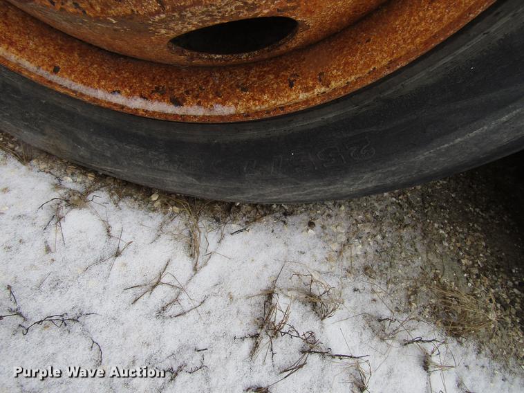 image for item EU9571 1993 International 4900 refuse truck