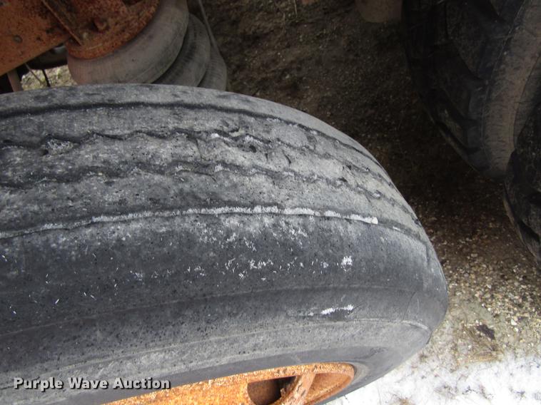 image for item EU9571 1993 International 4900 refuse truck