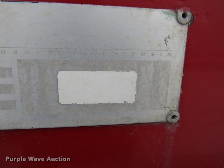 image for item EU9572 2000 International 4900 refuse truck