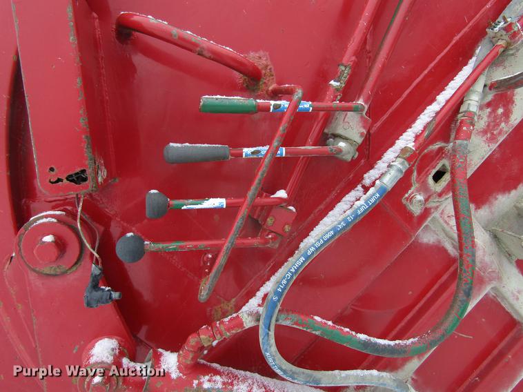 image for item EU9572 2000 International 4900 refuse truck