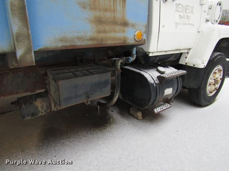 image for item EU9573 1989 Ford LN8000 refuse truck