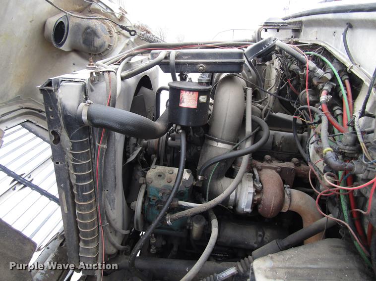 image for item EU9573 1989 Ford LN8000 refuse truck