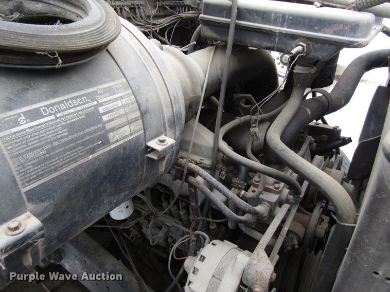 image for item EU9573 1989 Ford LN8000 refuse truck