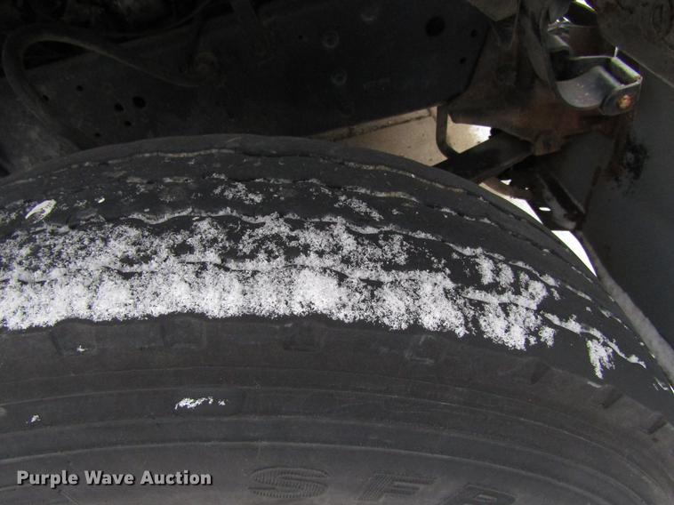 image for item EU9573 1989 Ford LN8000 refuse truck