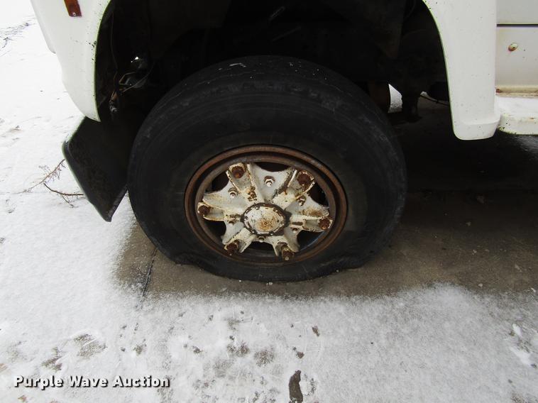 image for item EU9573 1989 Ford LN8000 refuse truck