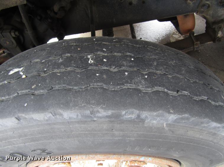 image for item EU9573 1989 Ford LN8000 refuse truck