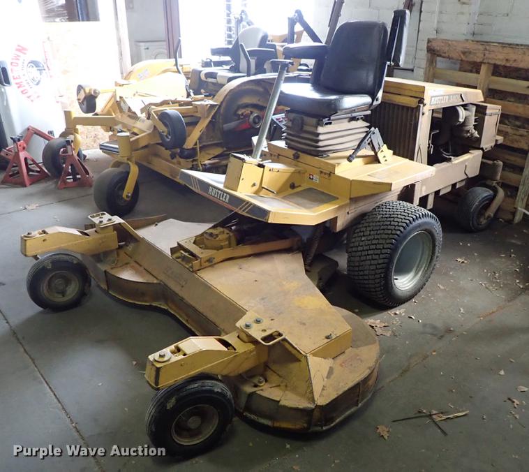 image for item FH9584 Hustler 3400 ZTR lawn mower