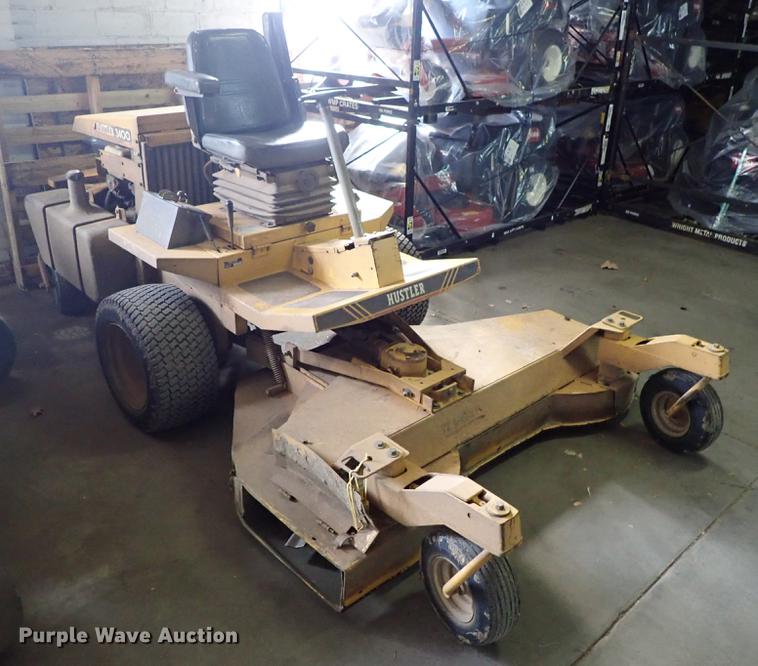 image for item FH9584 Hustler 3400 ZTR lawn mower