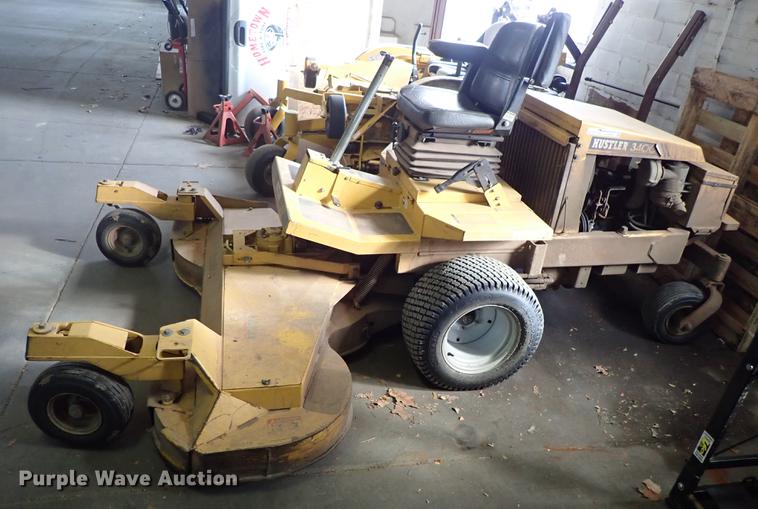 image for item FH9584 Hustler 3400 ZTR lawn mower