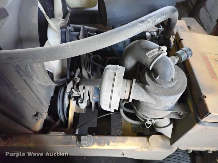 image for item FH9584 Hustler 3400 ZTR lawn mower