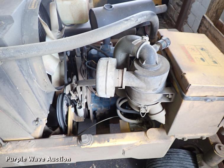 image for item FH9584 Hustler 3400 ZTR lawn mower