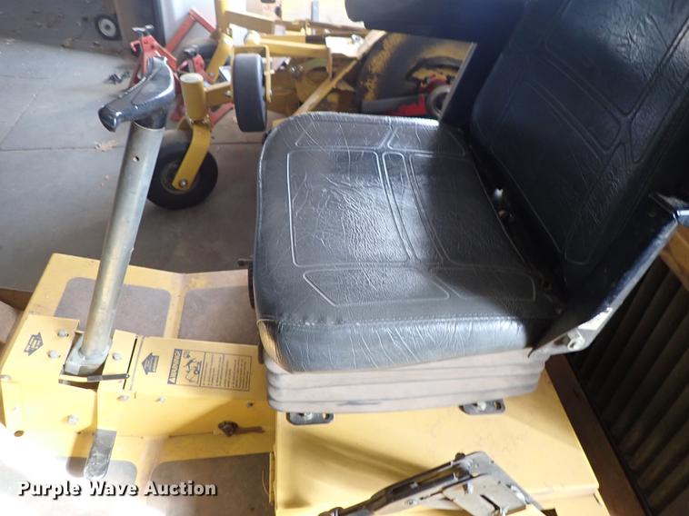 image for item FH9584 Hustler 3400 ZTR lawn mower