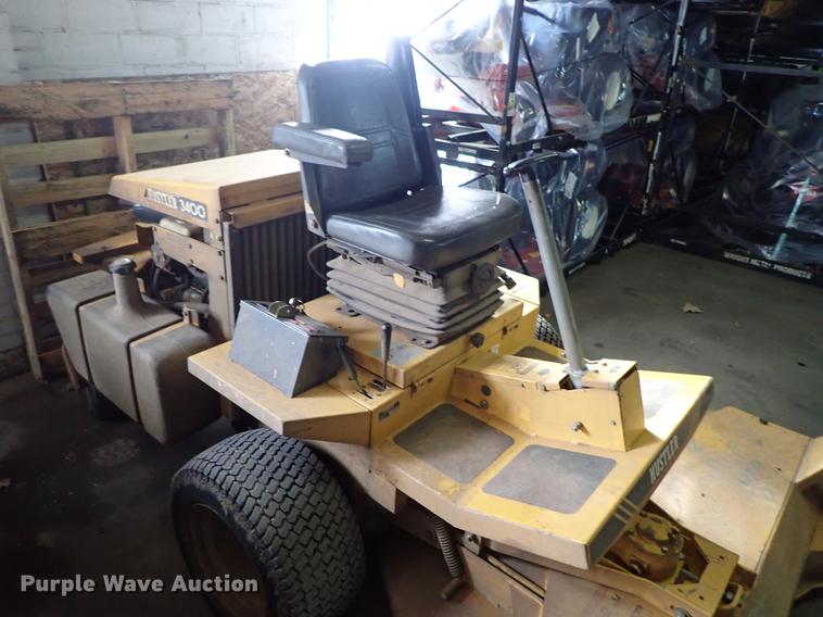 image for item FH9584 Hustler 3400 ZTR lawn mower