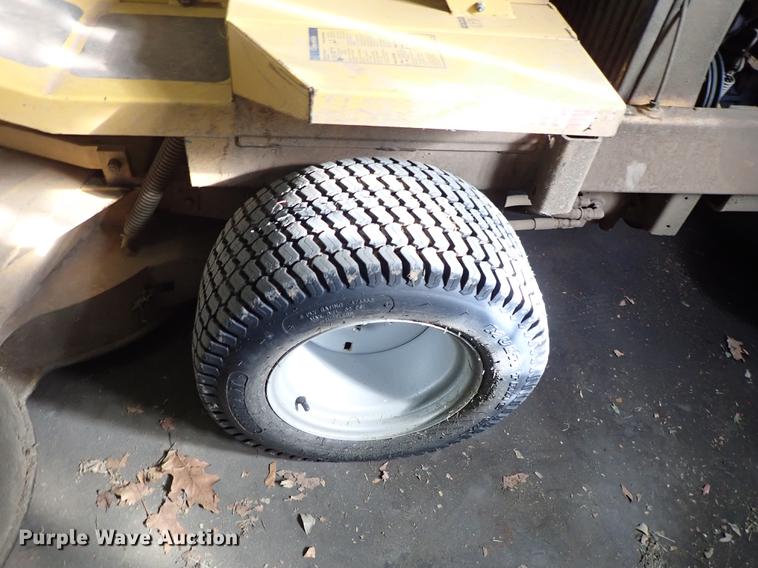 image for item FH9584 Hustler 3400 ZTR lawn mower