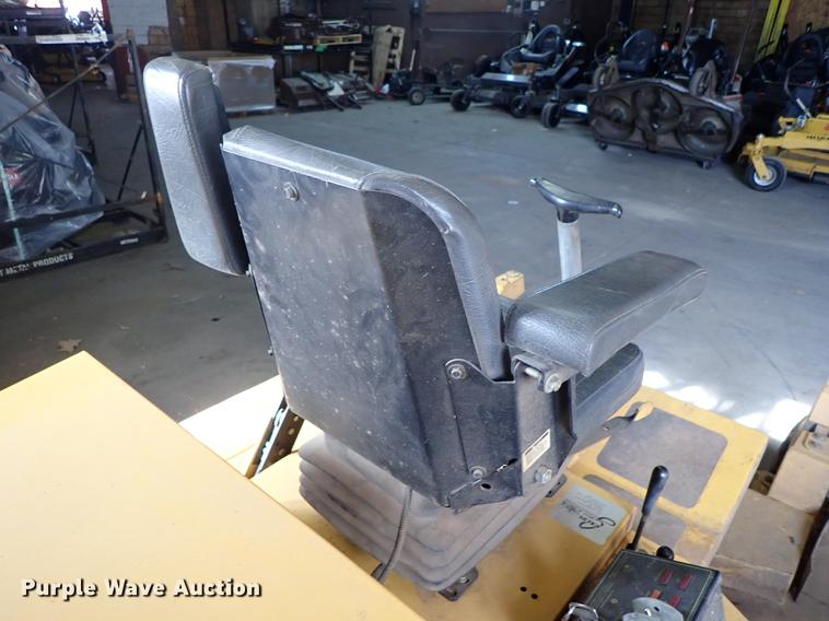 image for item FH9584 Hustler 3400 ZTR lawn mower