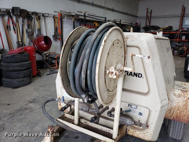 image for item AN9464 Ingersoll Rand 175 air compressor