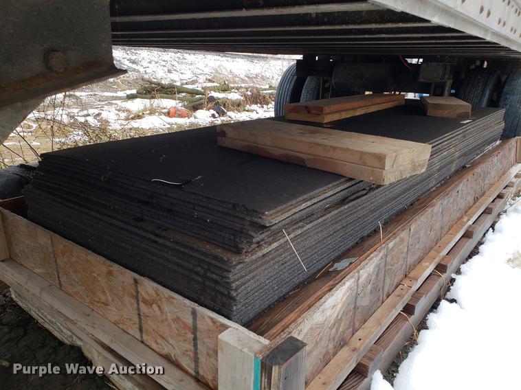 image for item AV9327 (36) sheets of concrete expansion material