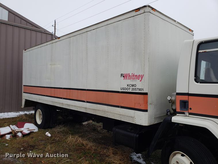 image for item AV9336 1986 Ford CF6000 box truck