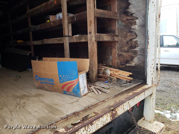 image for item AV9336 1986 Ford CF6000 box truck