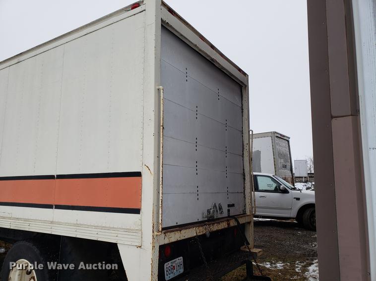image for item AV9336 1986 Ford CF6000 box truck