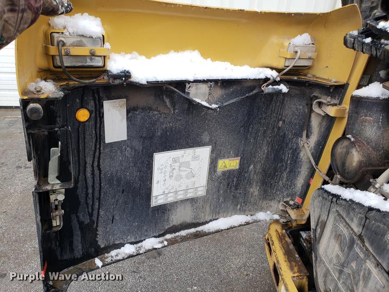 image for item AV9350 2005 Caterpillar 268B skid steer