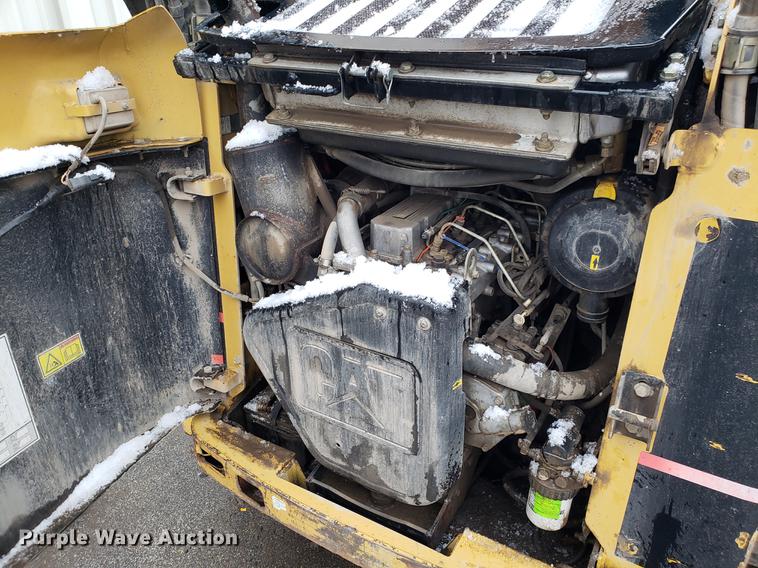 image for item AV9350 2005 Caterpillar 268B skid steer