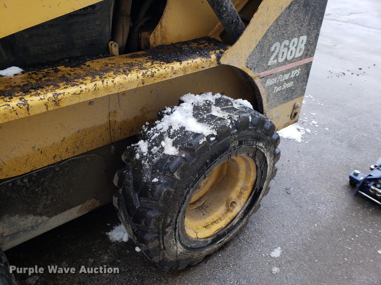 image for item AV9350 2005 Caterpillar 268B skid steer