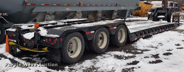 image for item AV9354 2003 Etnyre DRTNSSTD3 low boy equipment trailer