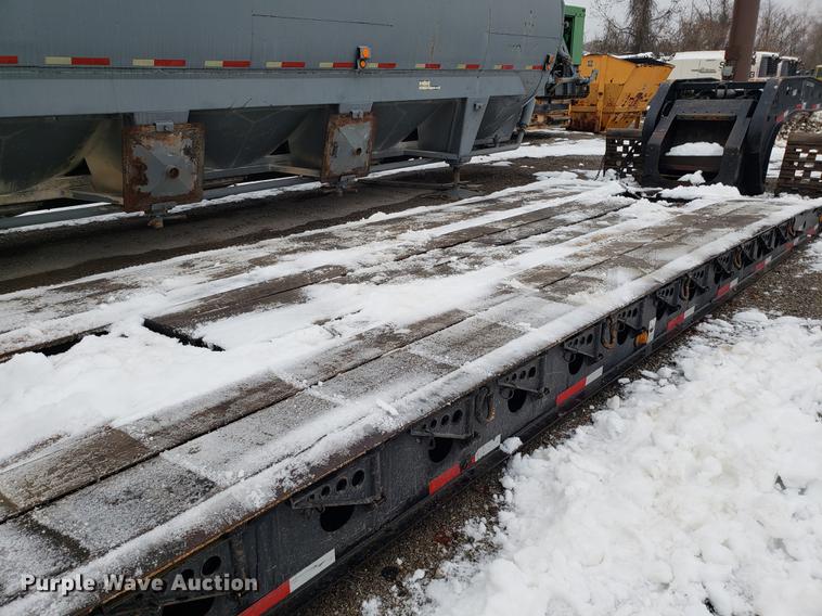 image for item AV9354 2003 Etnyre DRTNSSTD3 low boy equipment trailer