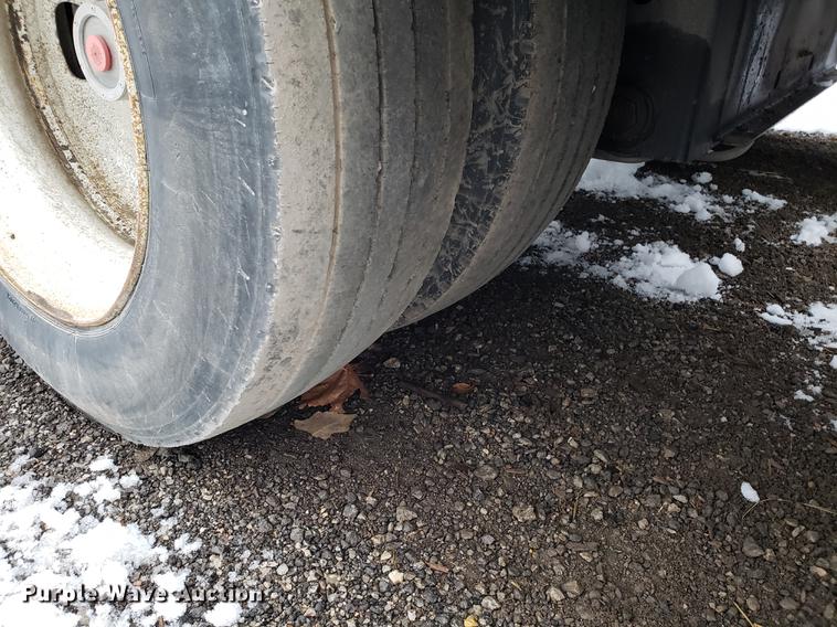 image for item AV9354 2003 Etnyre DRTNSSTD3 low boy equipment trailer