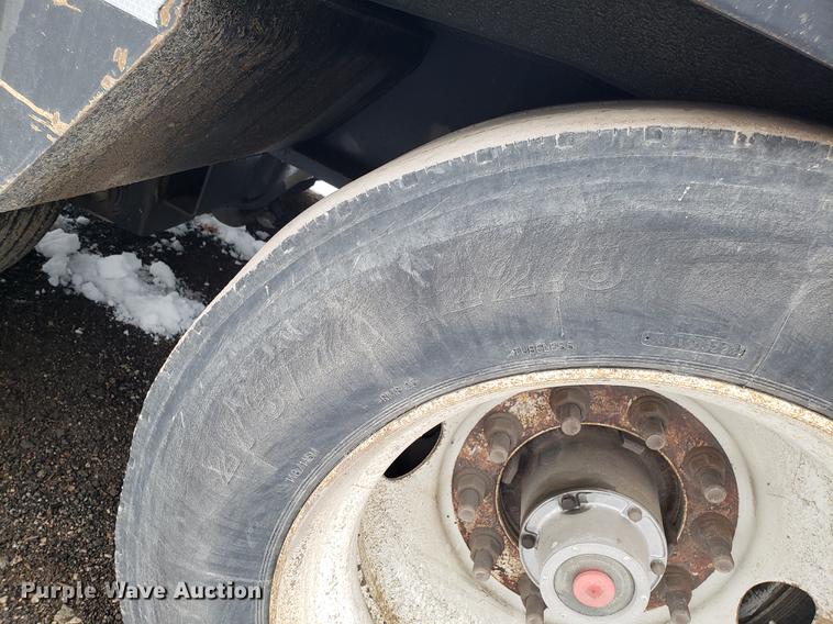 image for item AV9354 2003 Etnyre DRTNSSTD3 low boy equipment trailer