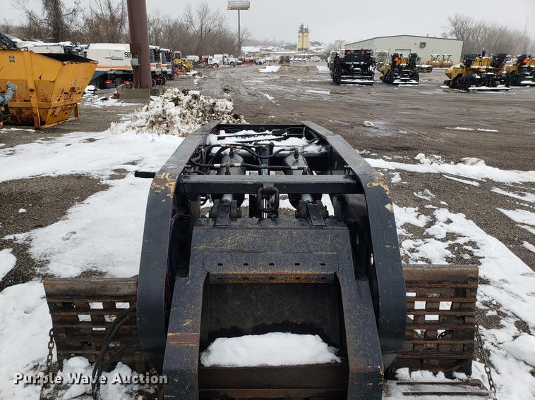 image for item AV9354 2003 Etnyre DRTNSSTD3 low boy equipment trailer